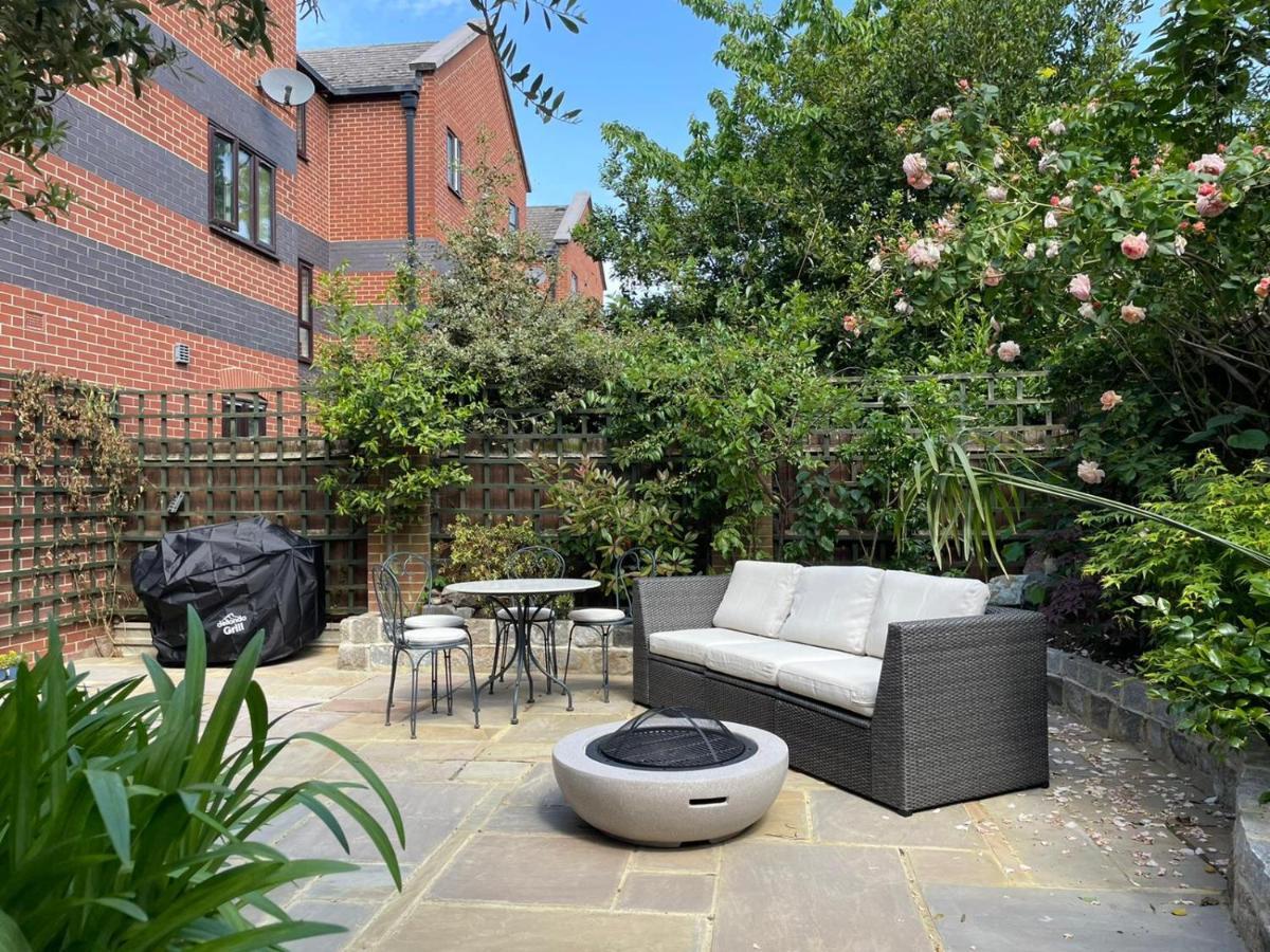 Stylish 1-Bed Studio London Bagian luar foto