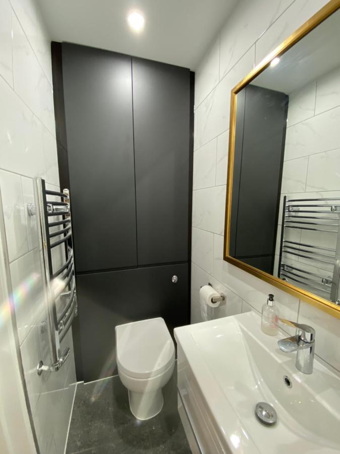 Stylish 1-Bed Studio London Bagian luar foto