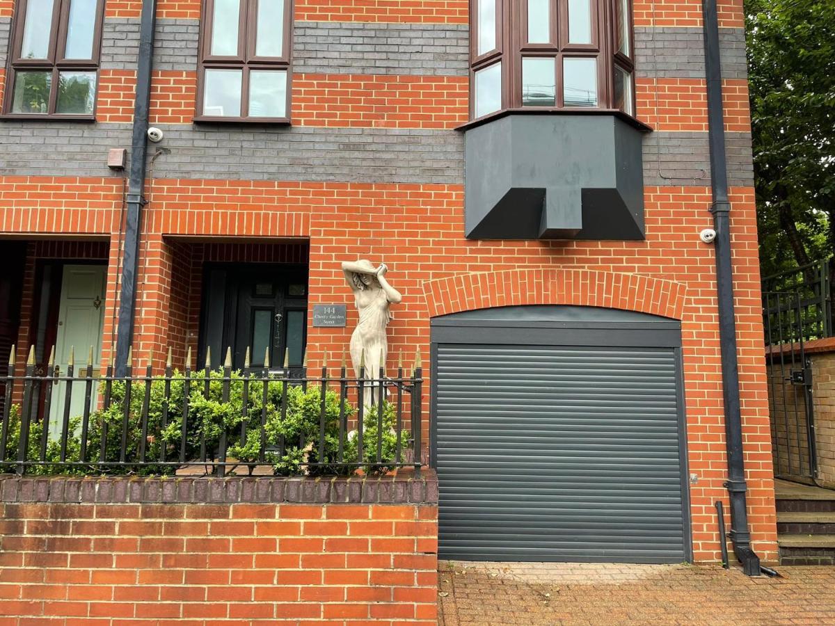 Stylish 1-Bed Studio London Bagian luar foto