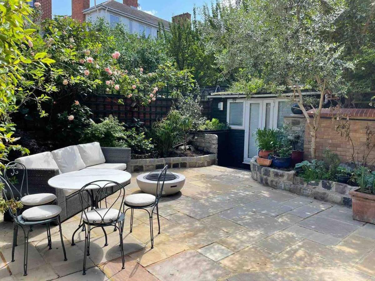 Stylish 1-Bed Studio London Bagian luar foto